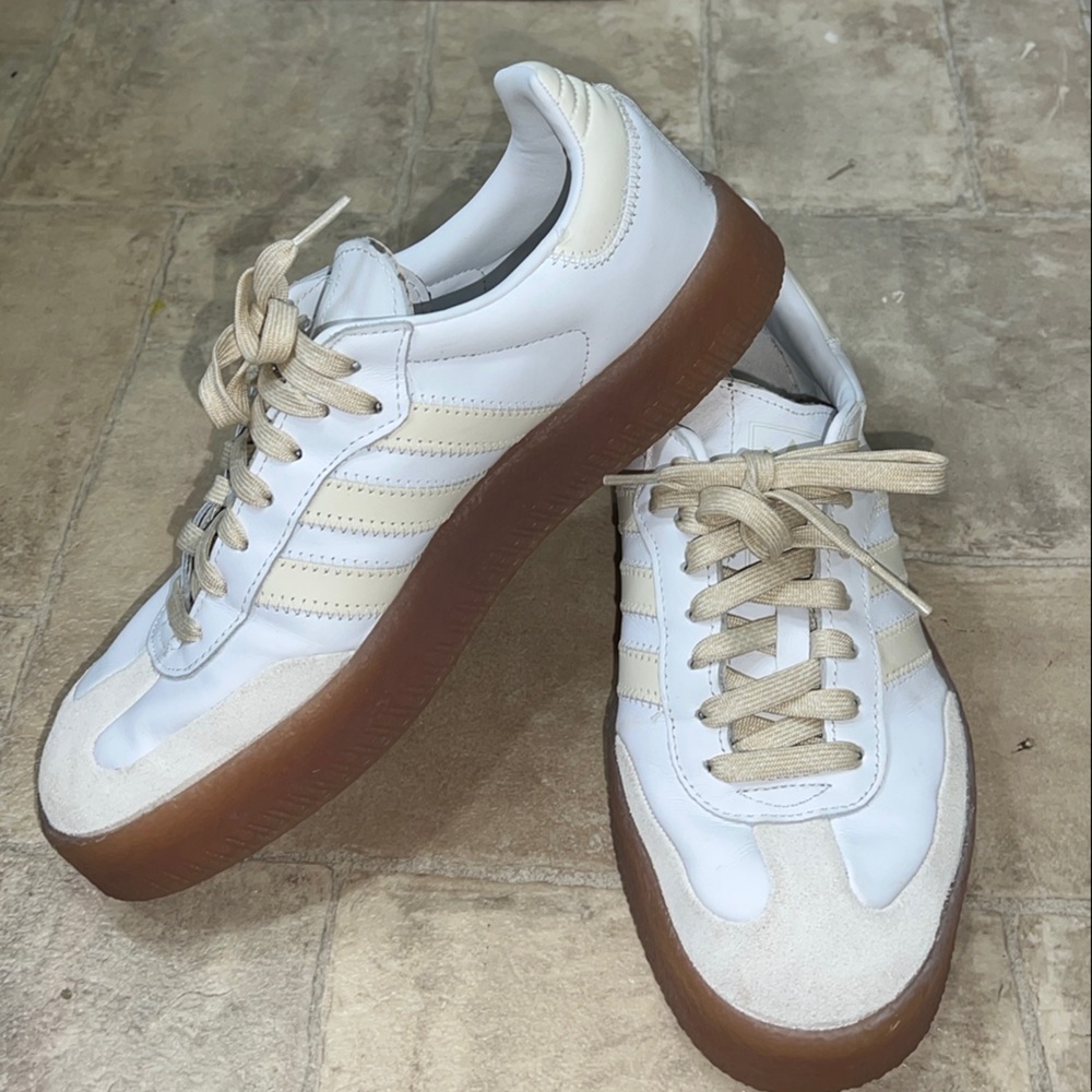 Women’s Adidas Samba Cream and White Sneakers with Gum Sole